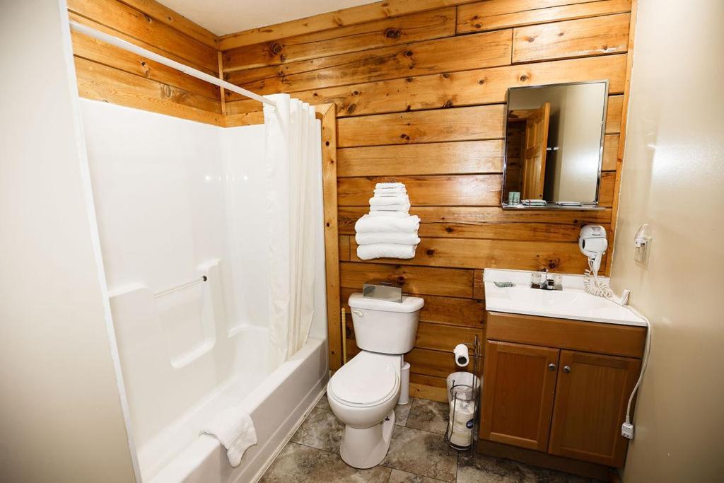 The Cabins At Pine Haven - Beckley Beaver Exterior foto